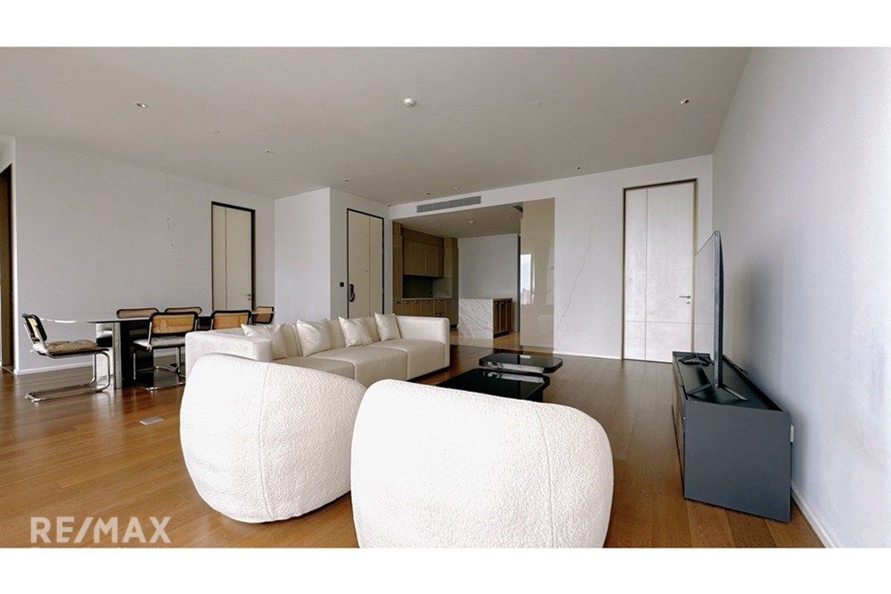 Luxury 3 Bedroom Condo for Sale in Sukhumvit 26, Bangkok 5