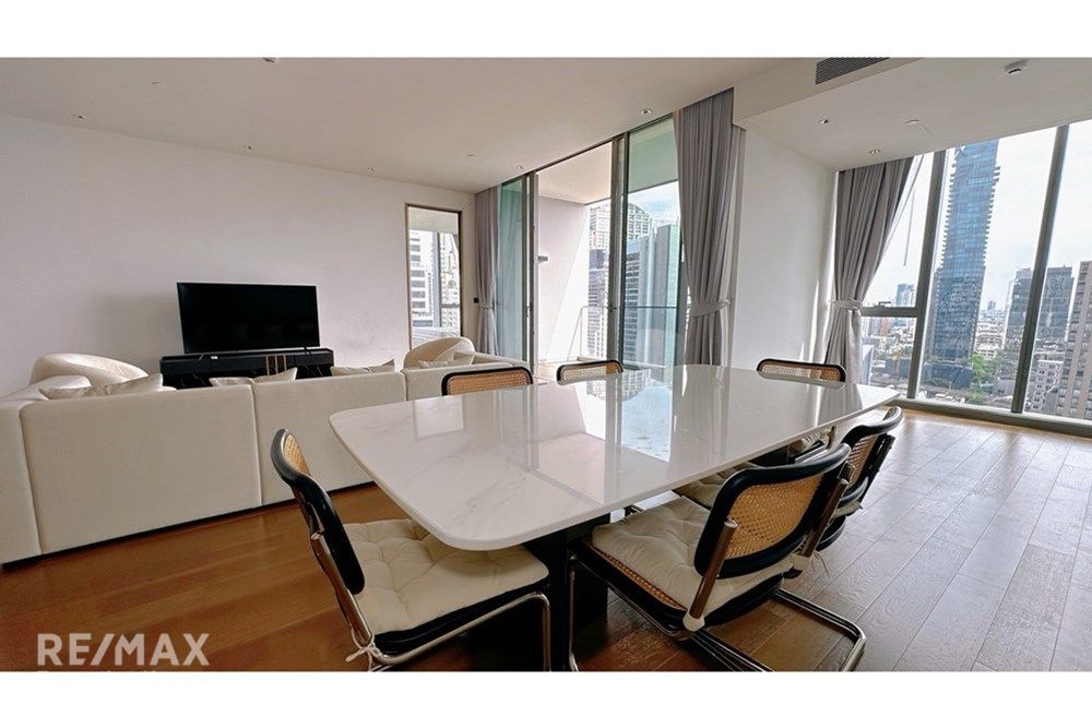 Luxury 3 Bedroom Condo for Sale in Sukhumvit 26, Bangkok 7