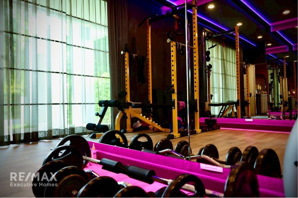 Brand New Luxury Two Level Home in Bangkok 12