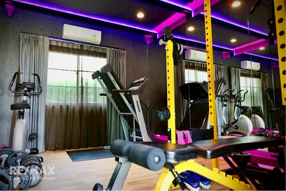 Brand New Luxury Two Level Home in Bangkok 13