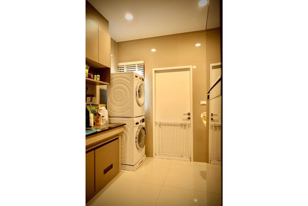 Brand New Luxury Two Level Home in Bangkok 21