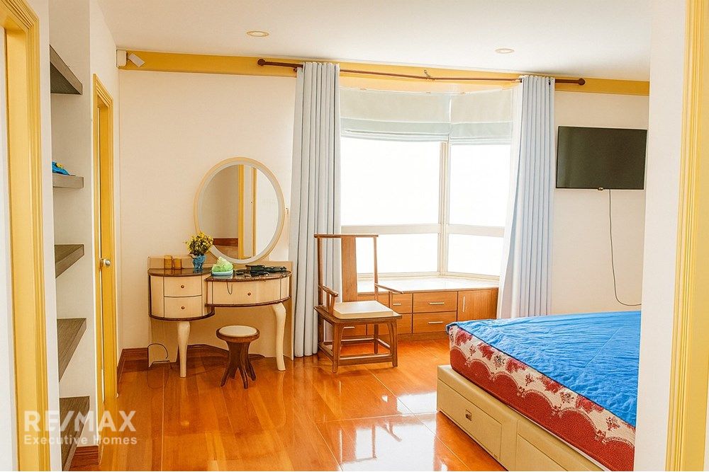 Price Reduced: Luxury Condo for Sale in Suan Luang, Bangkok 3