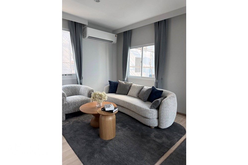 Luxury Detached House for Rent in Nirvana Beyond, Khrungthep Kreetha 3