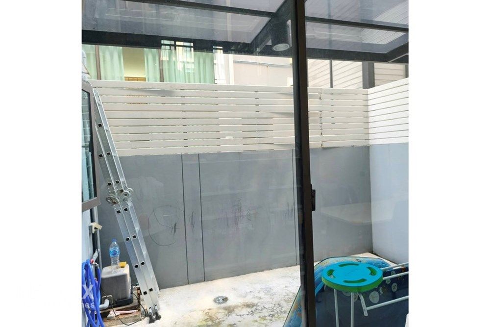 Luxurious Townhome for Sale in Suan Luang, Bangkok 3