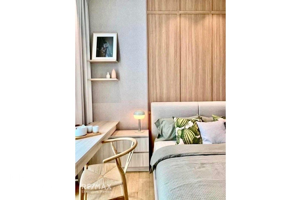 Luxury 1-Bedroom Condo for Rent at 28 Chidlom, Just 5 Minutes Walk to BTS Chit Lom 12