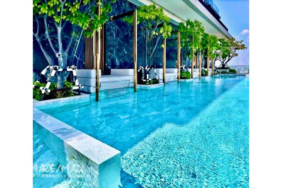 Luxury 1-Bedroom Condo for Rent at 28 Chidlom, Just 5 Minutes Walk to BTS Chit Lom 15