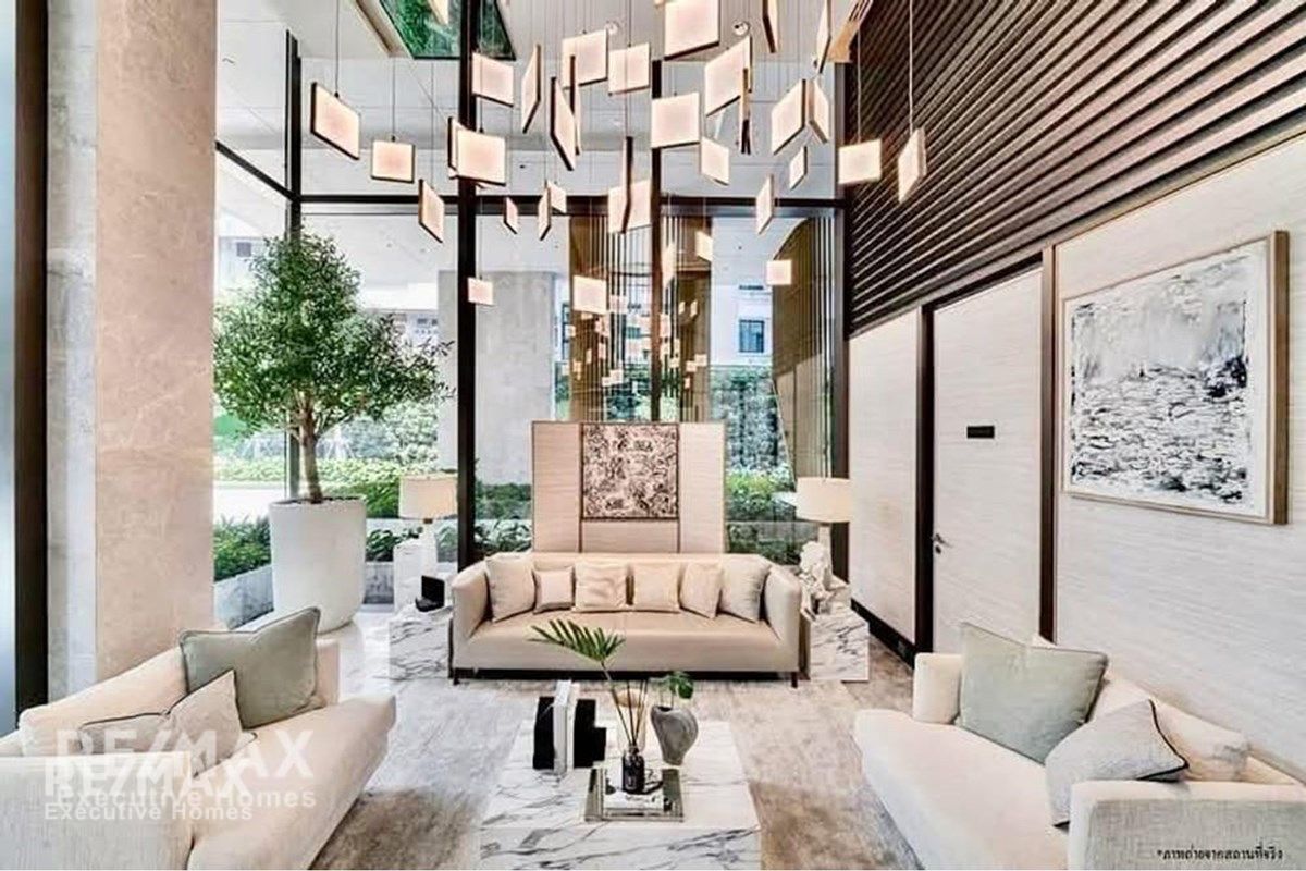 Luxury 1-Bedroom Condo for Rent at 28 Chidlom, Just 5 Minutes Walk to BTS Chit Lom 17