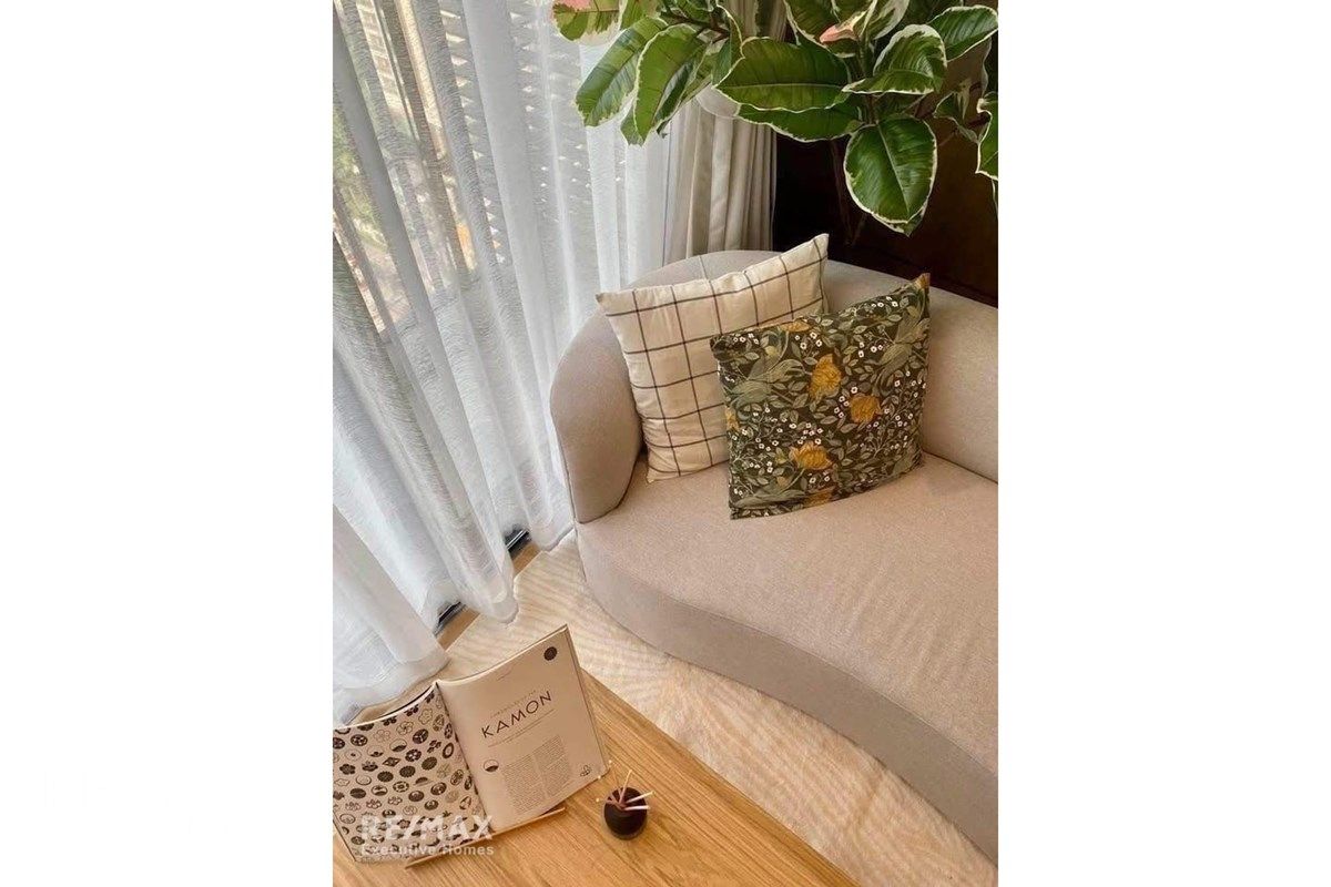 Luxury 1-Bedroom Condo for Rent at 28 Chidlom, Just 5 Minutes Walk to BTS Chit Lom 9