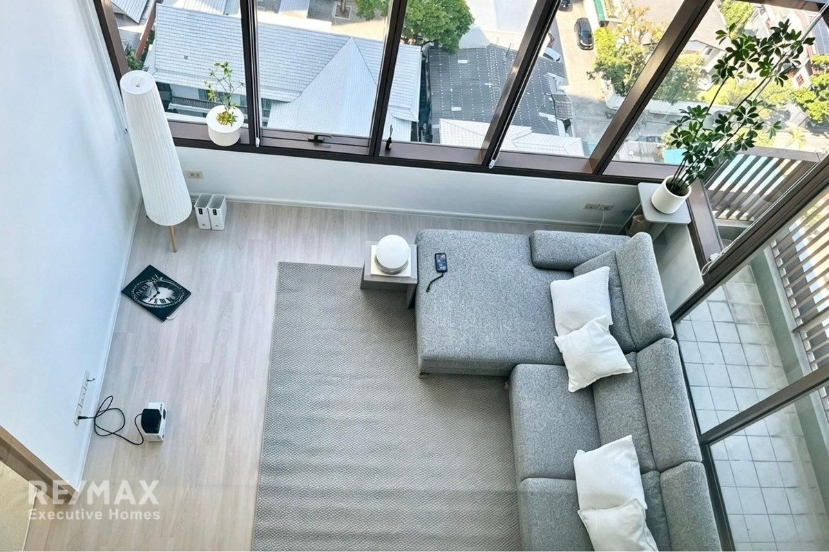 Rare Duplex in Emporio Place Sukhumvit 24 with Skyline Views, 14 Mins Walk to BTS Phrom Phong 5