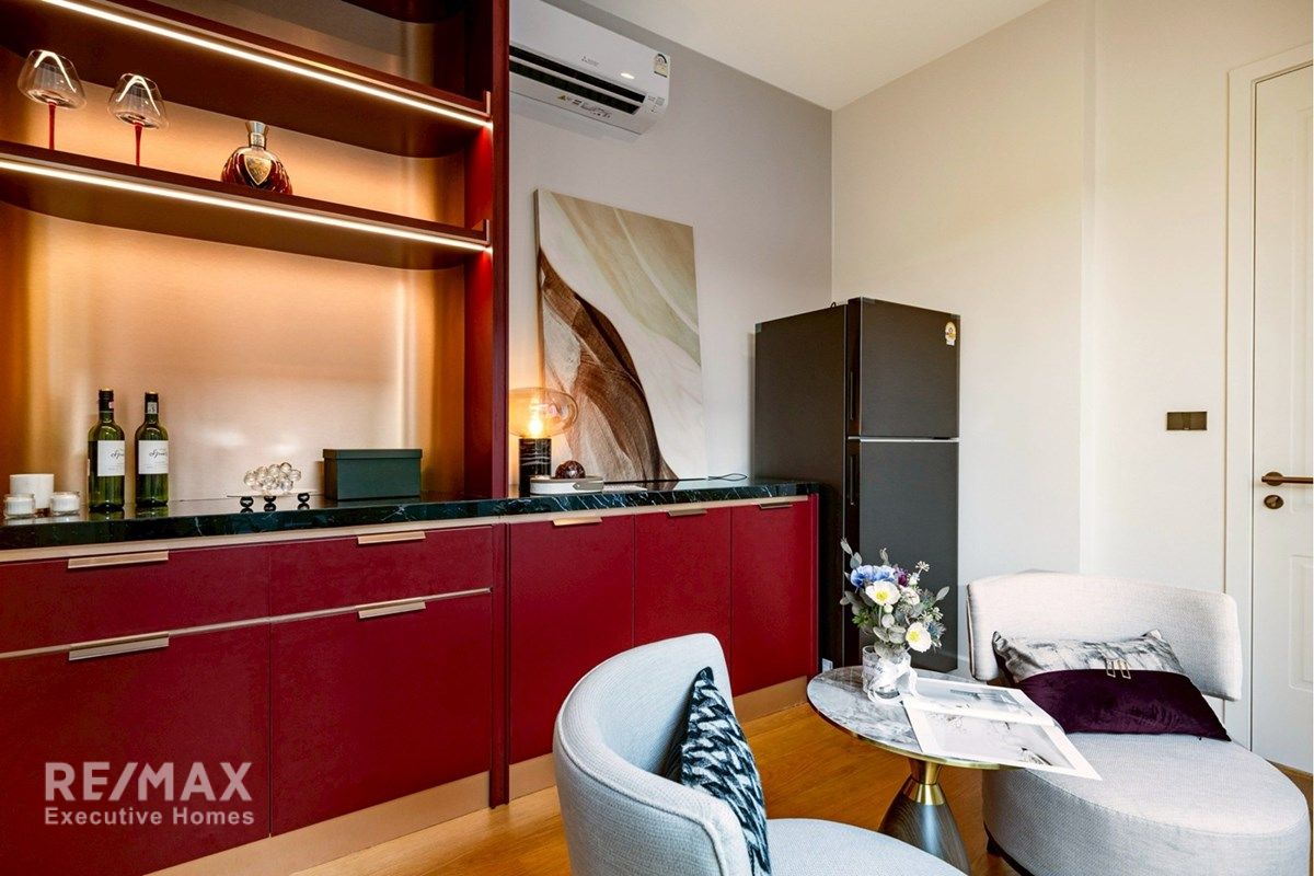 Luxury Two Level House for Sale in Cinq Royal Krungthep Kreetha 8