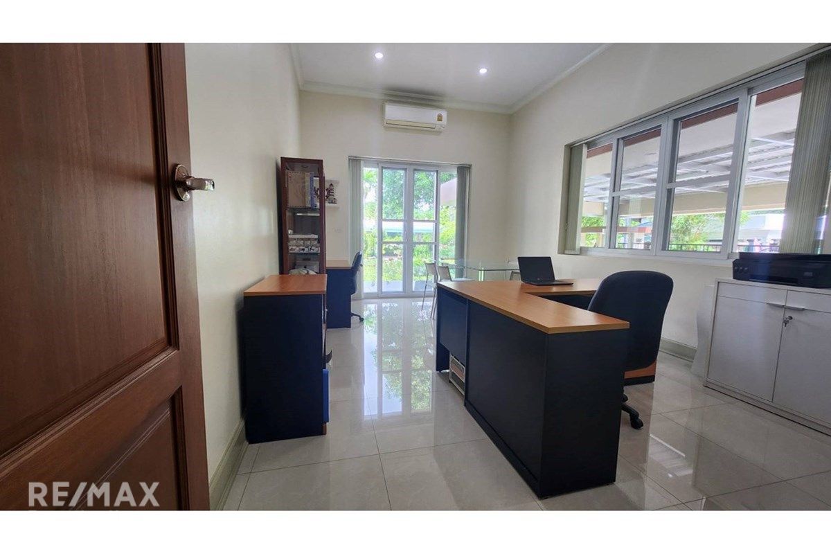 Luxuriöses freistehendes Haus zum Verkauf in Lakeside Villa 1, Bangna. 15