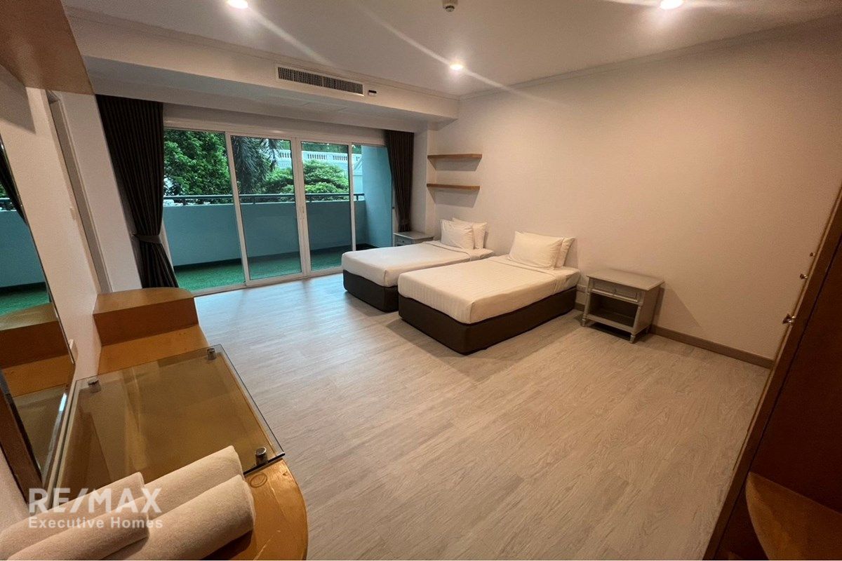 For Rent: Spacious 200sqm 2BR 2BA Condo in Sukhumvit 11 - Pet-Friendly, 75K 9