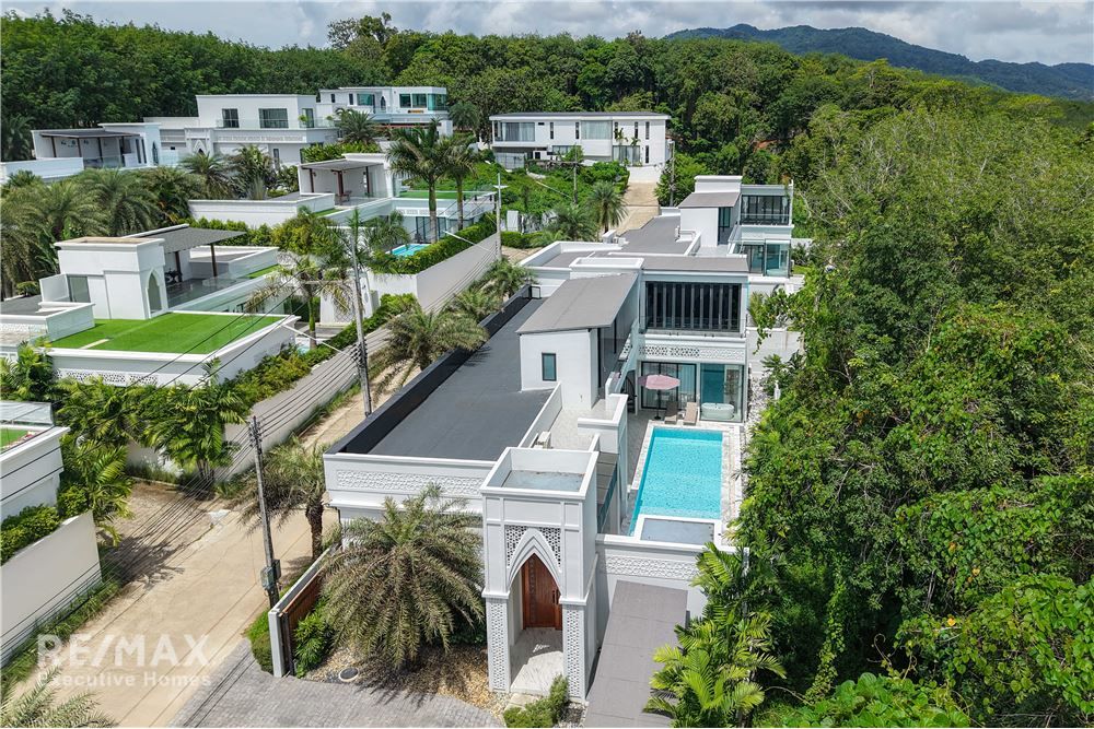 For Rent | Luxury Pool Villa in Thalang, Phuket 2