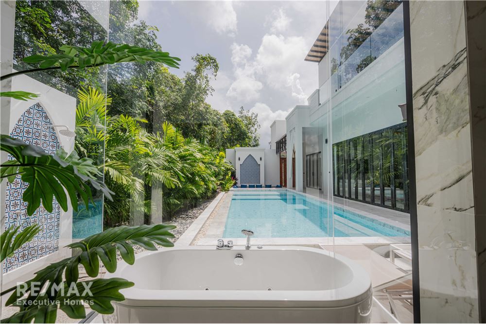 For Rent | Luxury Pool Villa in Thalang, Phuket 20