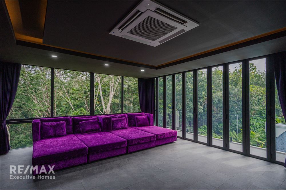For Rent | Luxury Pool Villa in Thalang, Phuket 34