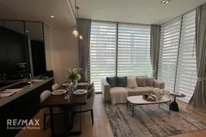 elegant-2-bed-bangkok-condo-5-mins-walk-to-bts-chit-lom-920071079-51