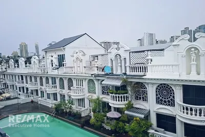 luxurious-townhouse-for-sale-in-watthana-district-bangkok-920071080-116