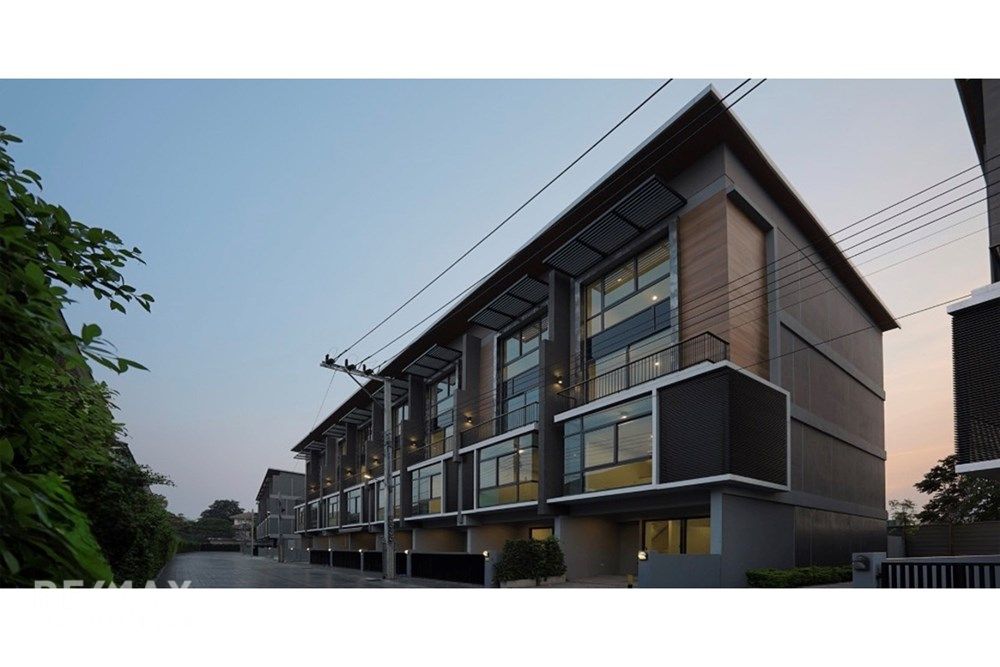 邦纳别墅260平方米3室5卫出售 9