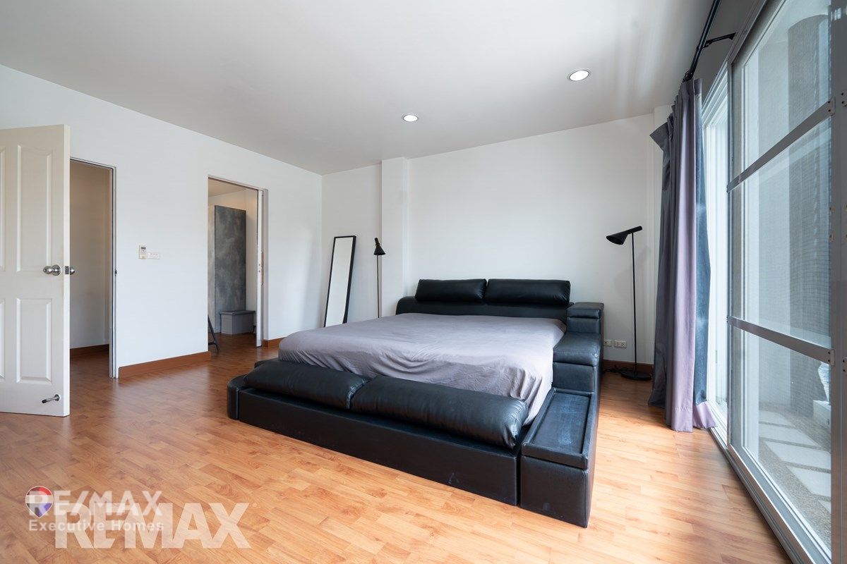 Urgent Sale! Beautiful 3-Storey Corner Townhome – Sukhumvit 101/1 19