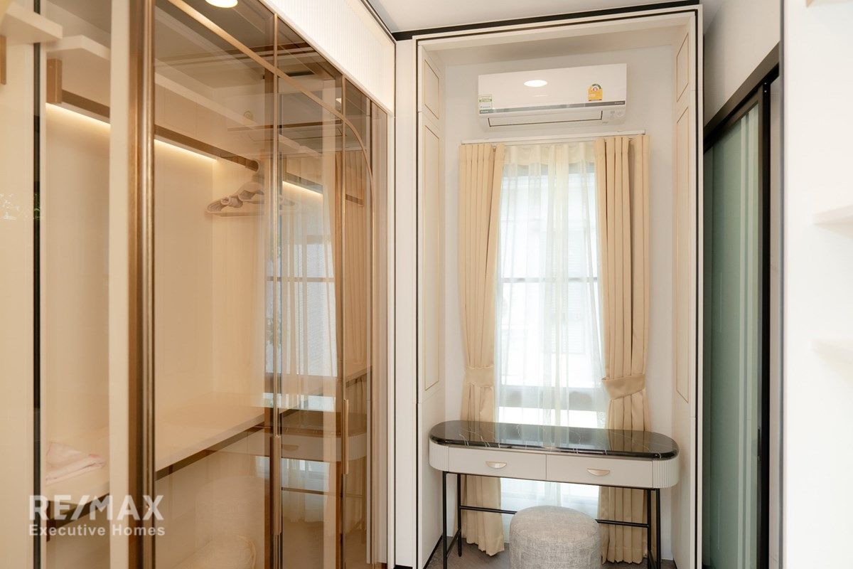 Luxurious 4-Bedroom Detached Home in Nanthawan Rama 9, Krunthepkritha 23