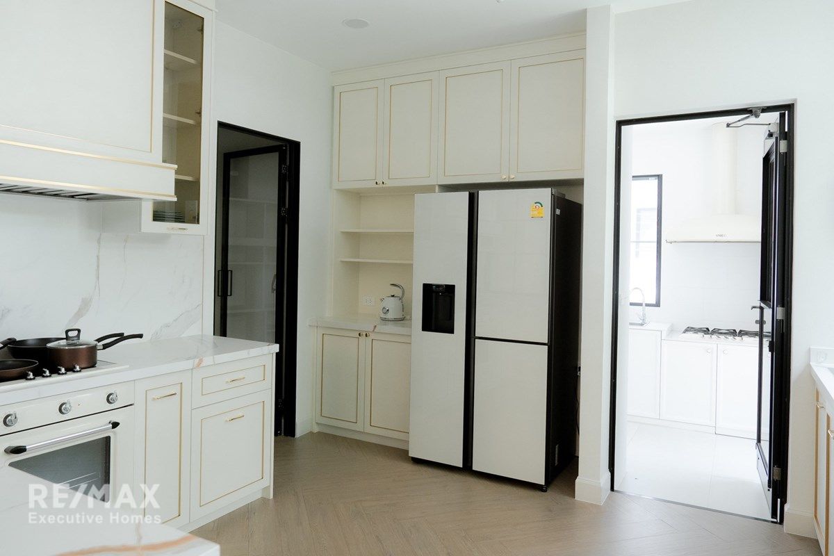 Luxurious 4-Bedroom Detached Home in Nanthawan Rama 9, Krunthepkritha 25