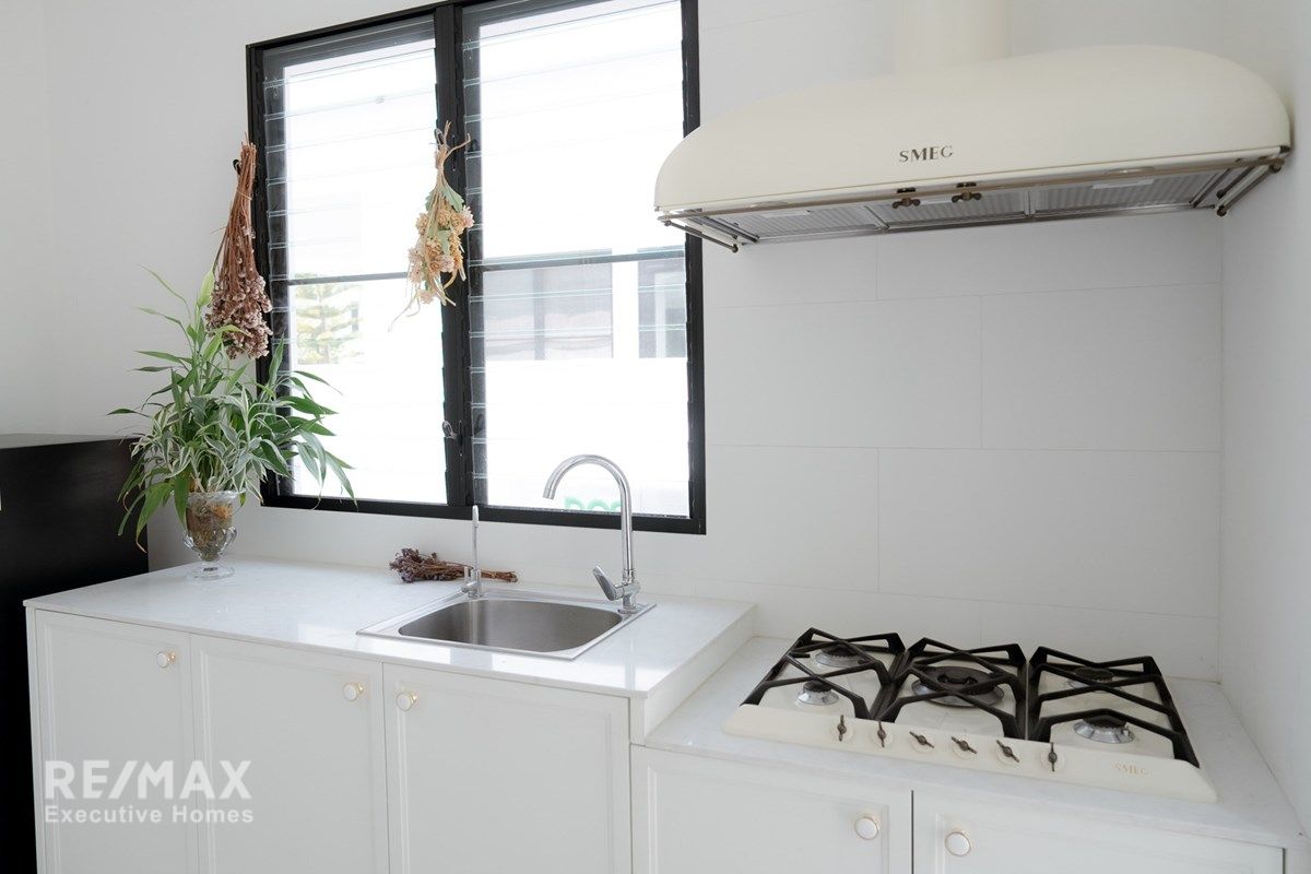 Luxurious 4-Bedroom Detached Home in Nanthawan Rama 9, Krunthepkritha 26