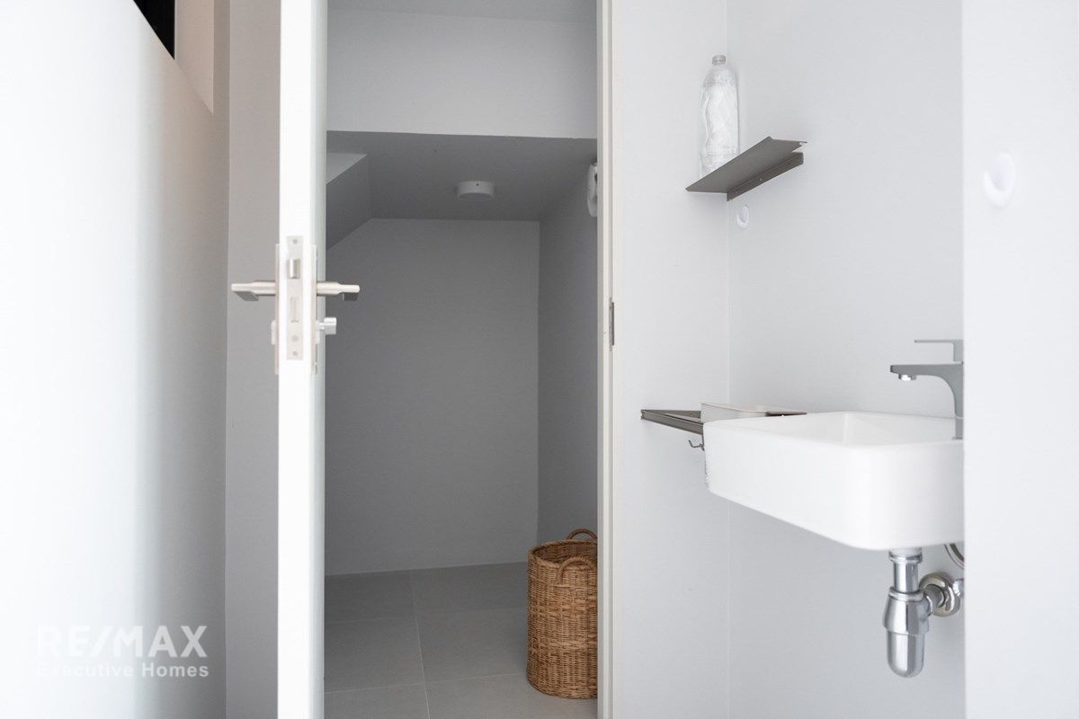 Luxurious 4-Bedroom Detached Home in Nanthawan Rama 9, Krunthepkritha 28