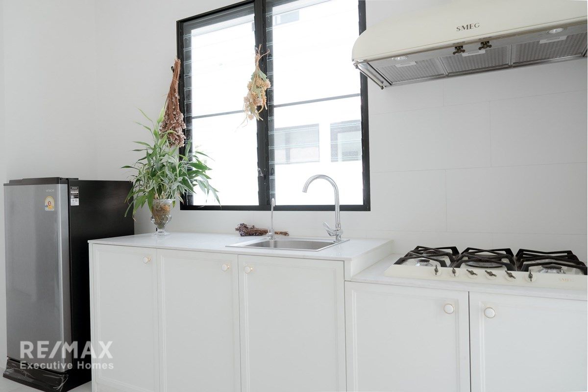 Luxurious 4-Bedroom Detached Home in Nanthawan Rama 9, Krunthepkritha 33