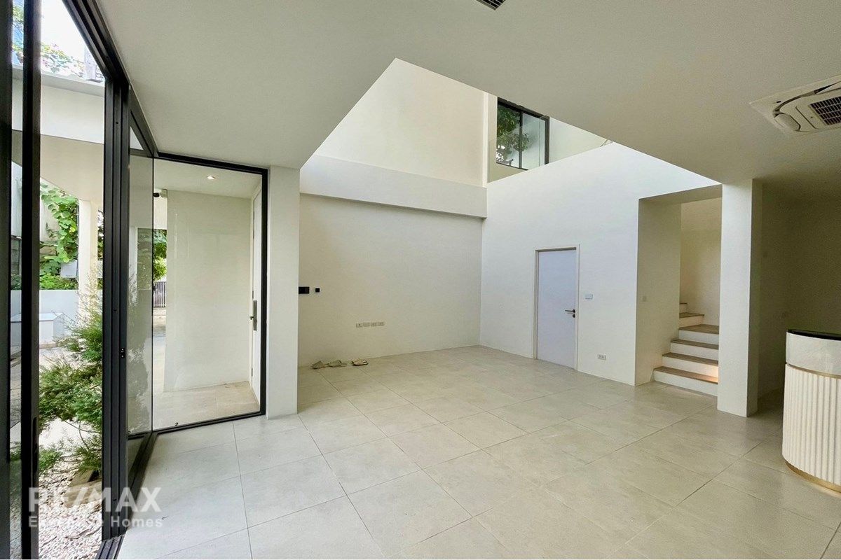 Townhouse for Rent - Prime Home Office Location Near Vibhavadi Road 3