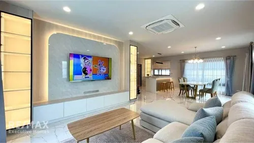 luxury-4-bedroom-detached-house-with-pool-in-bang-na-bangkok-920071080-137