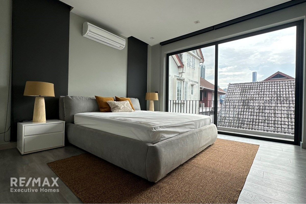 Modern 3-Bedroom Detached Home in Bangkok City Center 10