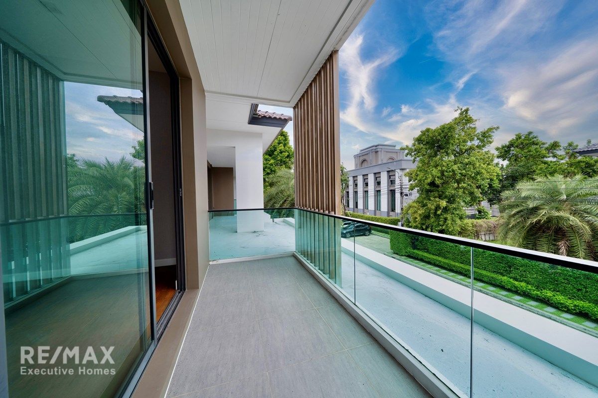 Neuwertiges Einfamilienhaus in The Grand Lux, Bangna-Suan Luang - 120 SQ.W. 33