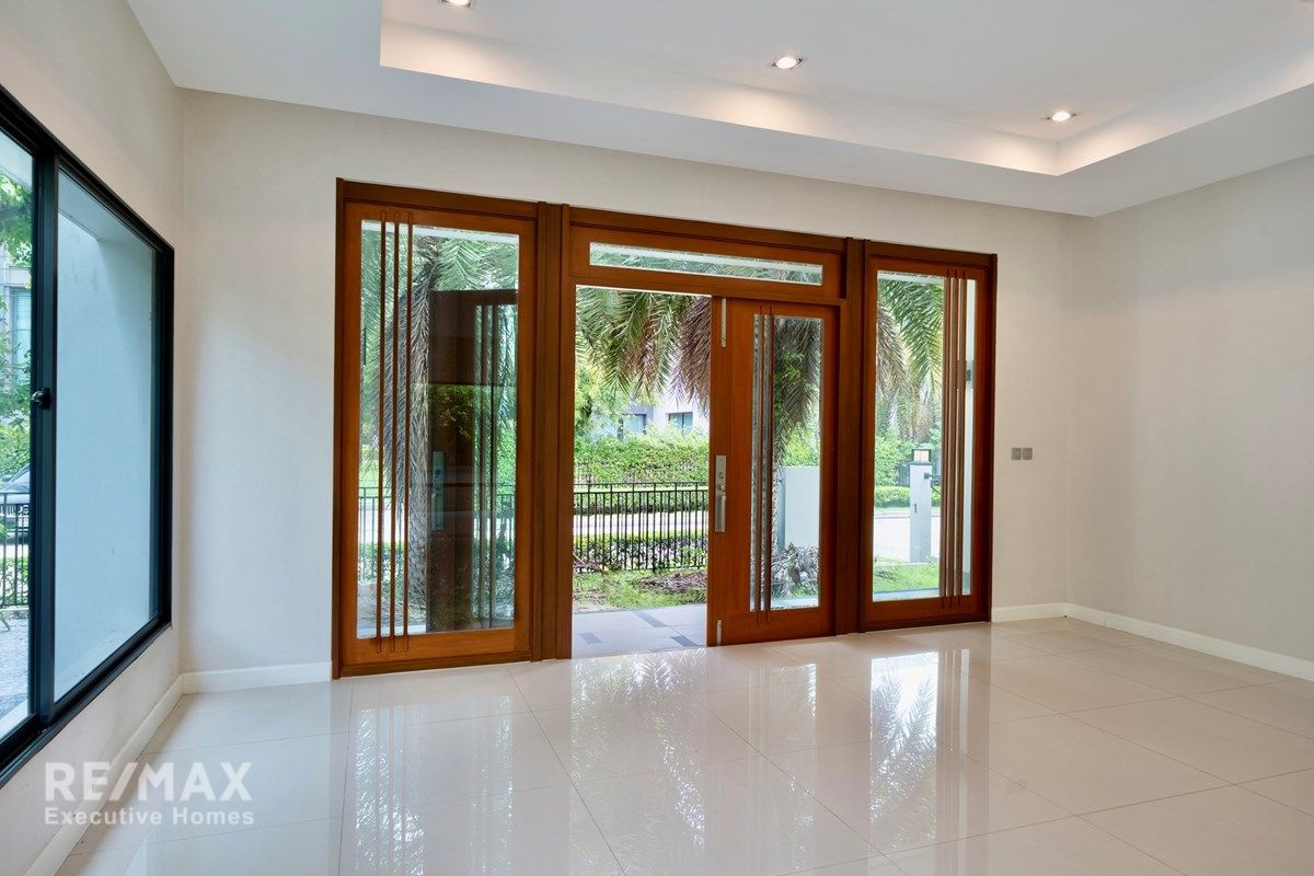 Neuwertiges Einfamilienhaus in The Grand Lux, Bangna-Suan Luang - 120 SQ.W. 7