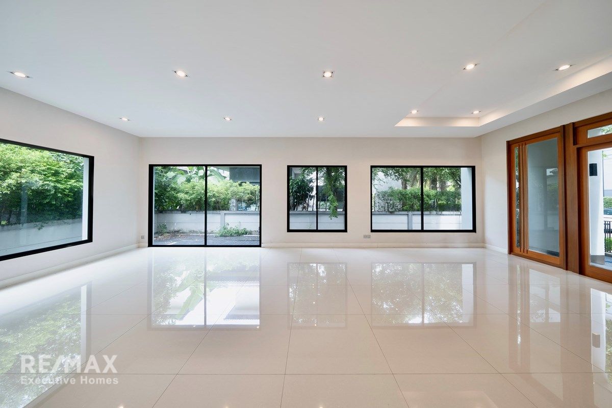 Neuwertiges Einfamilienhaus in The Grand Lux, Bangna-Suan Luang - 120 SQ.W. 9