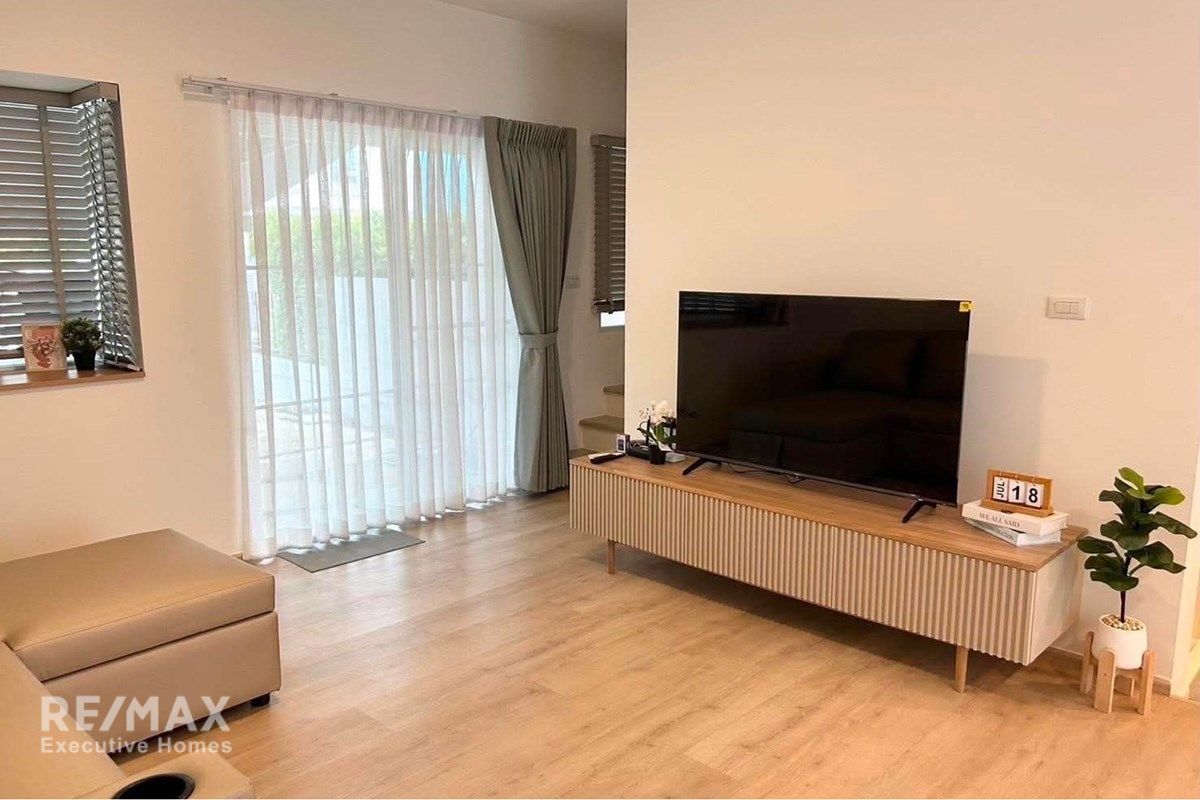 Luxuriöses freistehendes Mietshaus mit 3 Schlafzimmern in Bang Na, Bangkok. 2