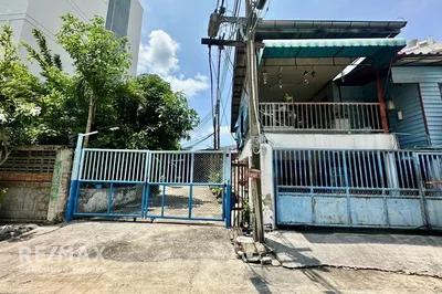 charming-detached-house-in-the-heart-of-sukhumvit-22-920071080-75