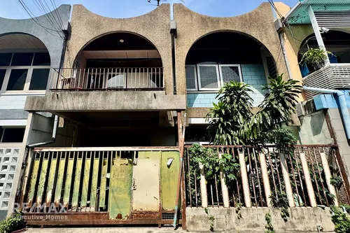 ekkamai-soi-12-townhouse-for-sale-3-bedrooms-prime-investment-opportunity-920071080-93