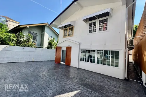modern-3-bedroom-detached-home-in-bang-na-near-bts-bearing-920071080-94