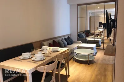 luxurious-2-bedroom-condo-near-bts-phrom-phong-14-mins-walk-920071083-7