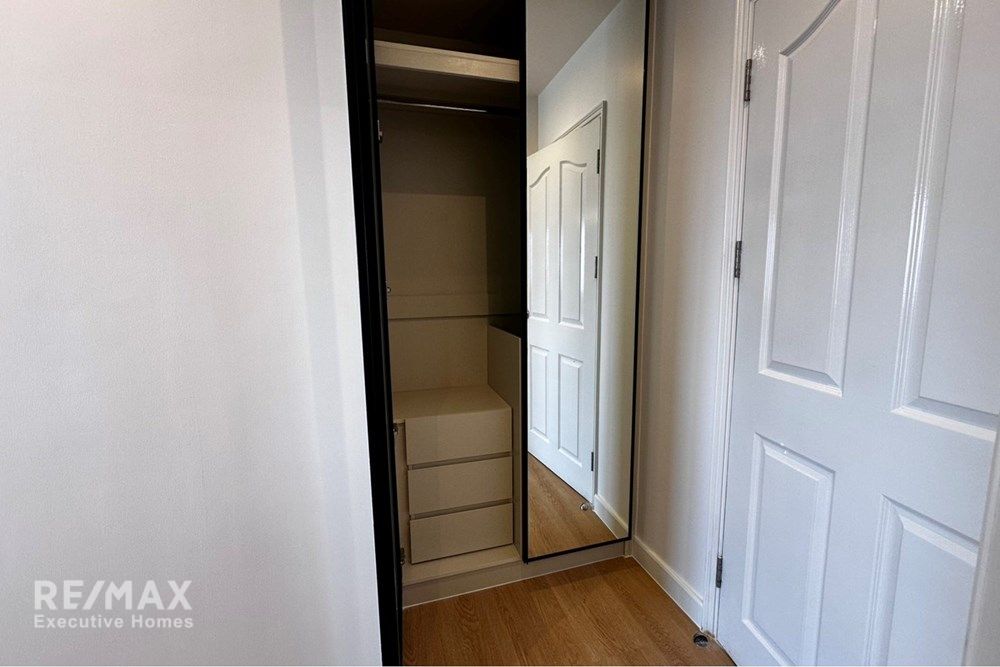 2BR  Office Condo for Rent at Naradhiwas 24, 95sqm, Near King's College - 60K 7