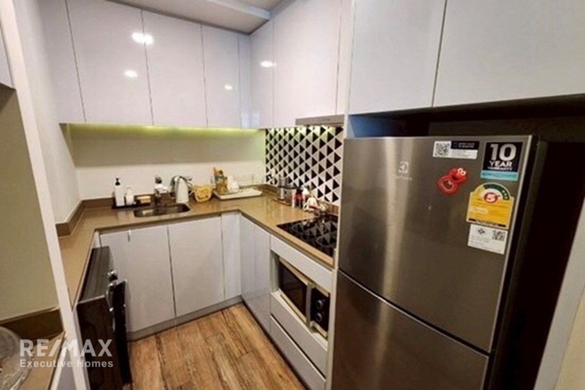 Rent 50K | Spacious 70sqm 2BR 2BA Condo | Pet-Friendly in Maestro 01 5