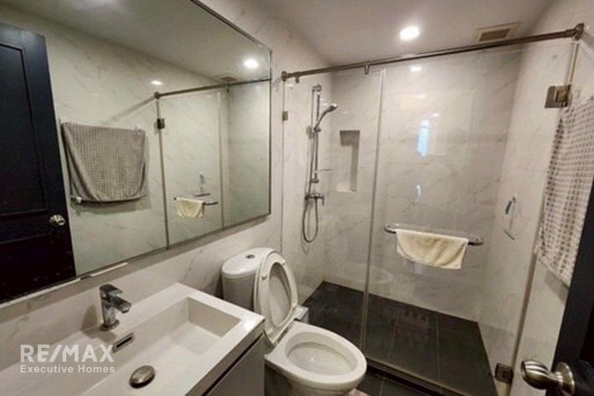 Rent 50K | Spacious 70sqm 2BR 2BA Condo | Pet-Friendly in Maestro 01 7