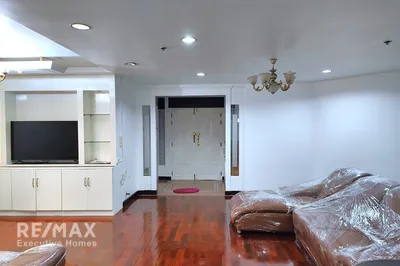 stunning-2br-condo-in-the-heart-of-bangkok-a-must-see-gem-920071086-72