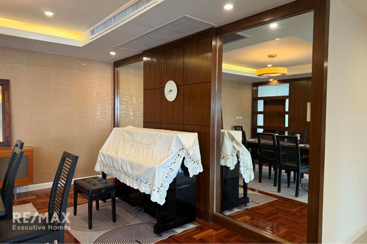 Pet-Friendly Condo at The Ekkamai Grand in Bangkok 2