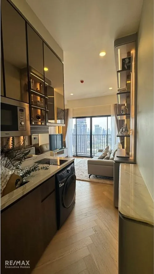 modern-condo-at-park-origin-thonglor-just-14-mins-walk-to-bts-phrom-phong-920071091-2