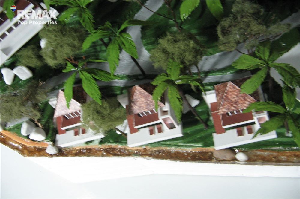 土地17000平方米出售 15