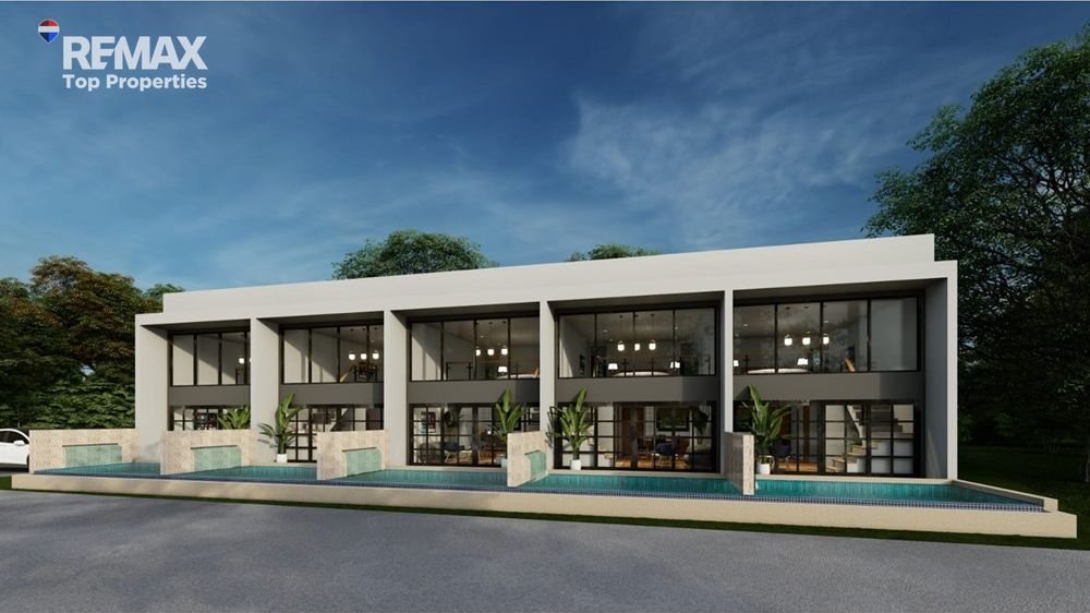 Luxurious Thai Villa Retreat with Serene Views 4