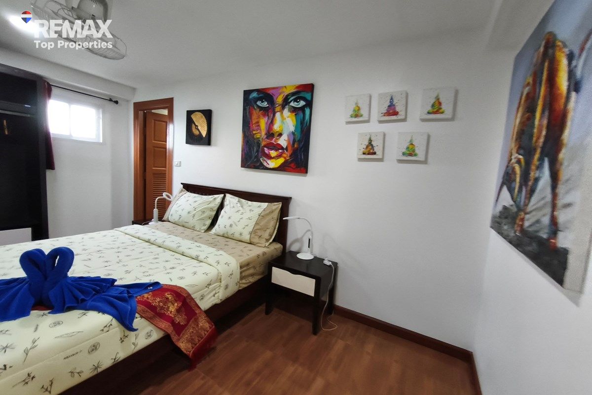 Urban Oasis: 2-Bed Condo in the center of Patong, Phuket 17