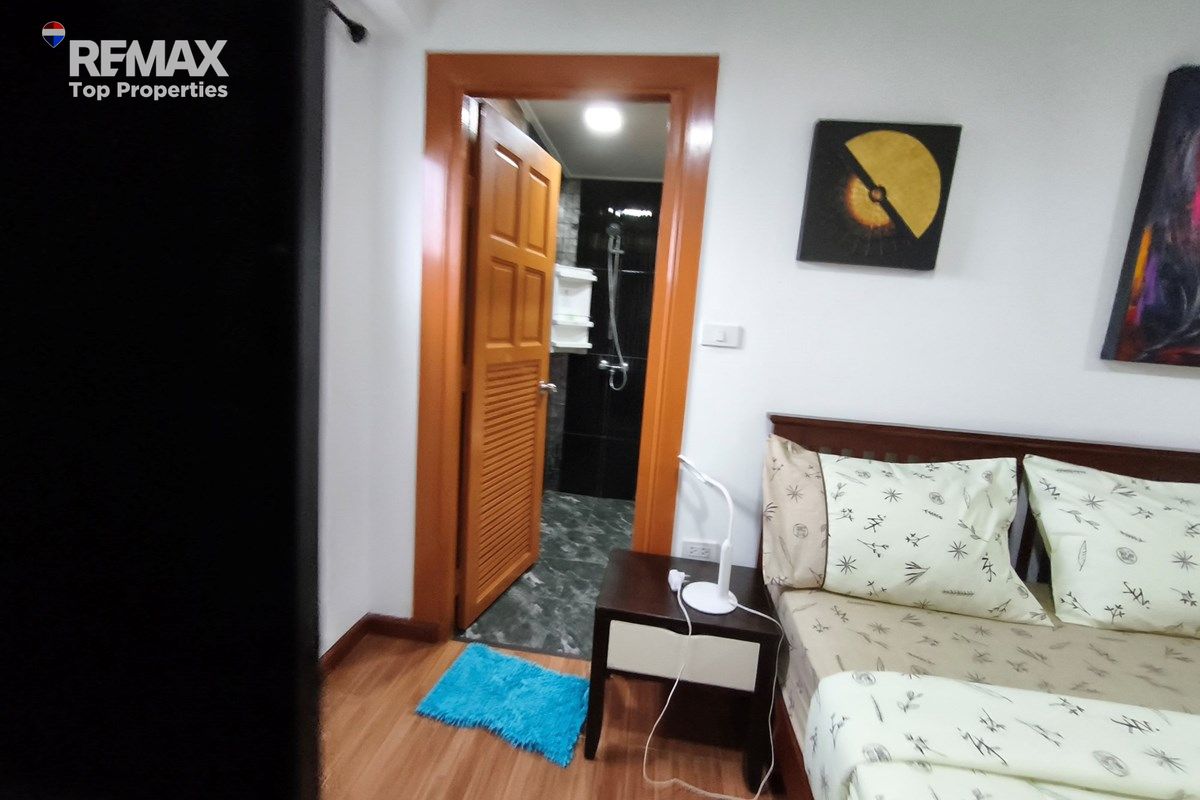 Urban Oasis: 2-Bed Condo in the center of Patong, Phuket 24