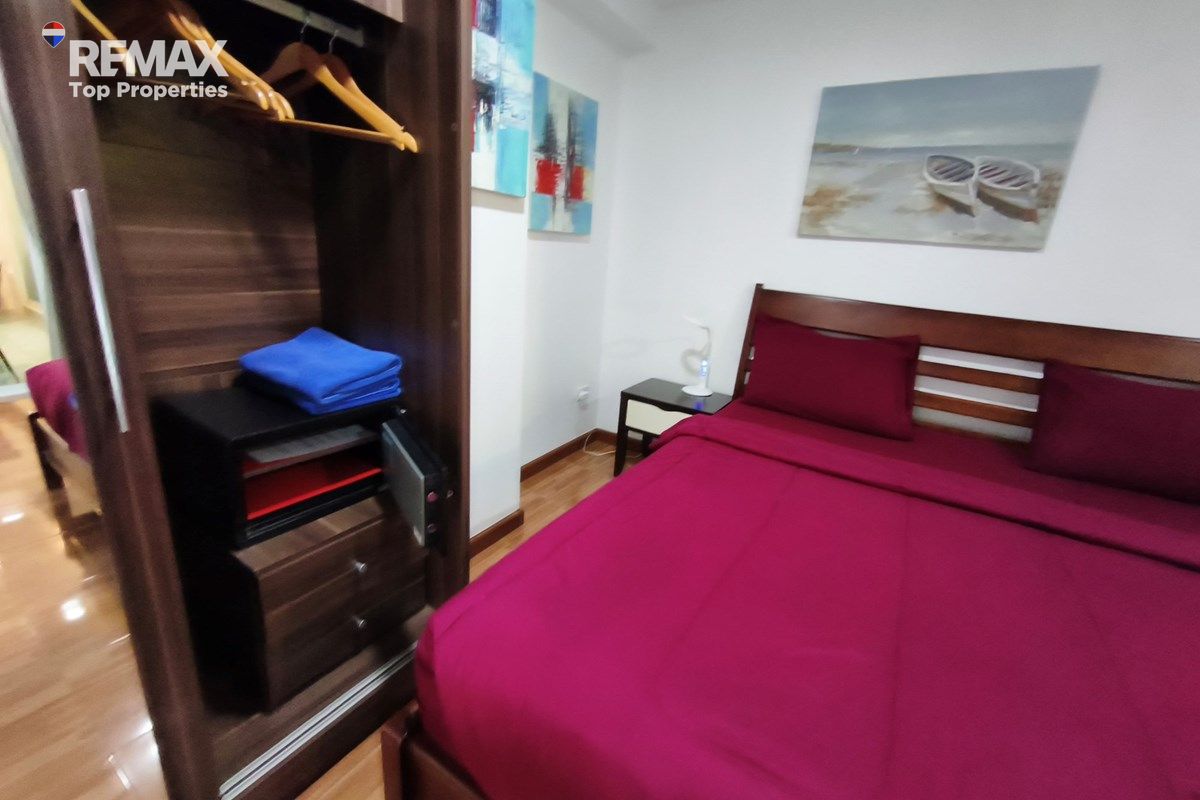 Urban Oasis: 2-Bed Condo in the center of Patong, Phuket 36
